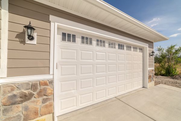 Cost of Garage Lifting in Rockville